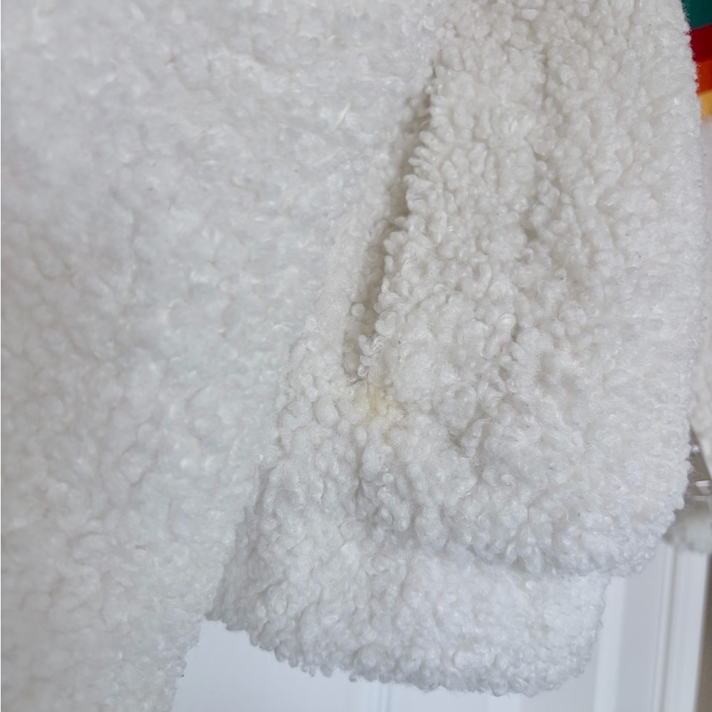 Paper Crane White Sherpa Jacket with Rainbow Stripes — Size Small 🌈 - Picture 6 of 6